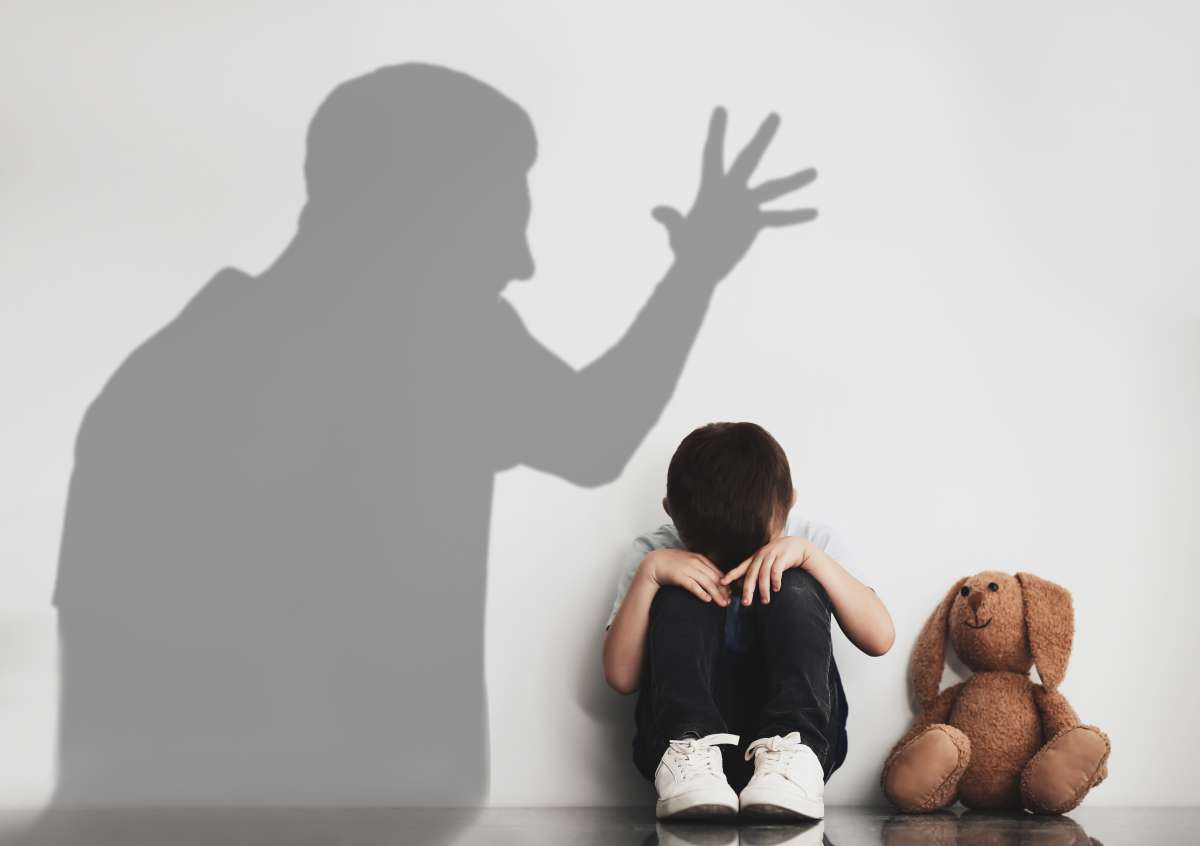como evitar el maltrato infantil